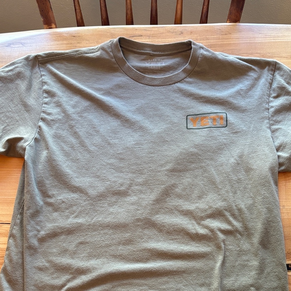 YETI Men's Classic Green Tee